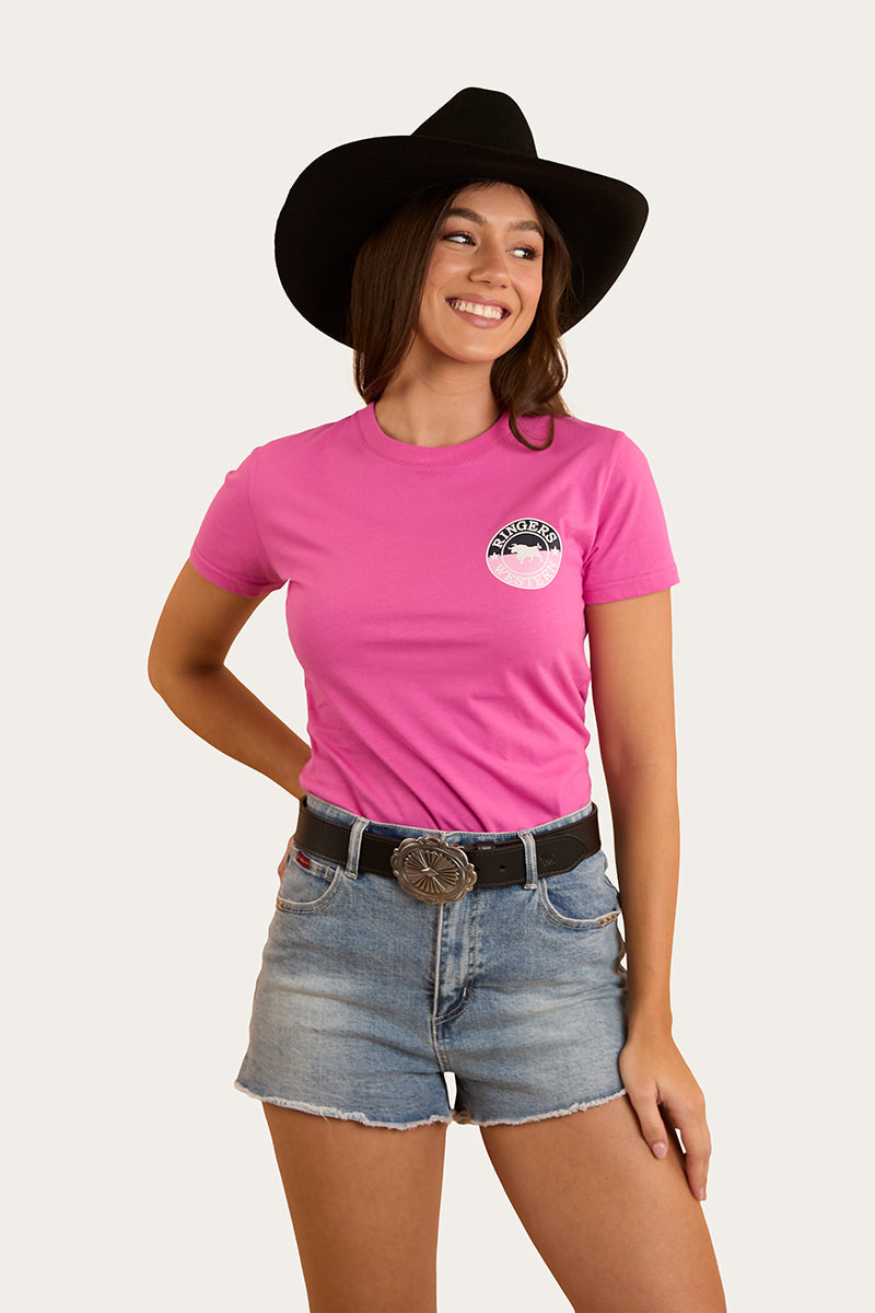 Signature Bull Womens Classic Fit T-Shirt