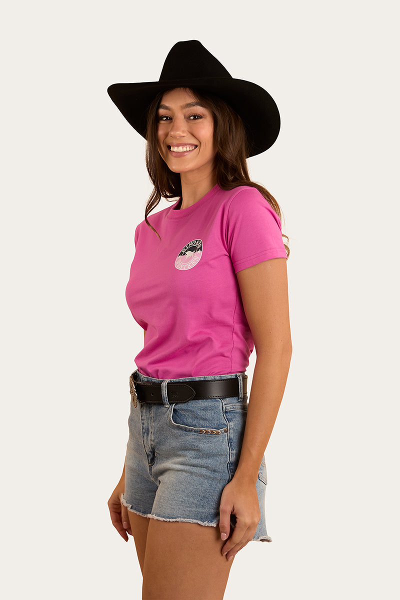 Signature Bull Womens Classic Fit T-Shirt