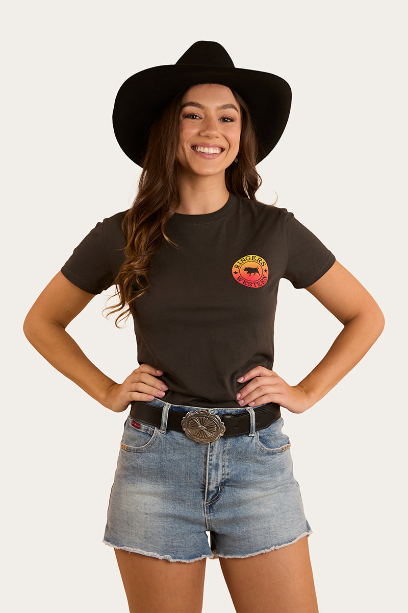Signature Bull Womens Classic Fit T-Shirt