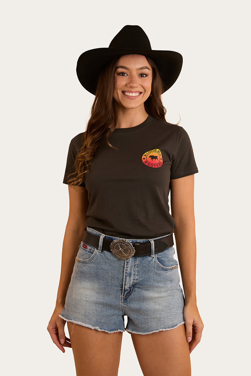 Signature Bull Womens Classic Fit T-Shirt
