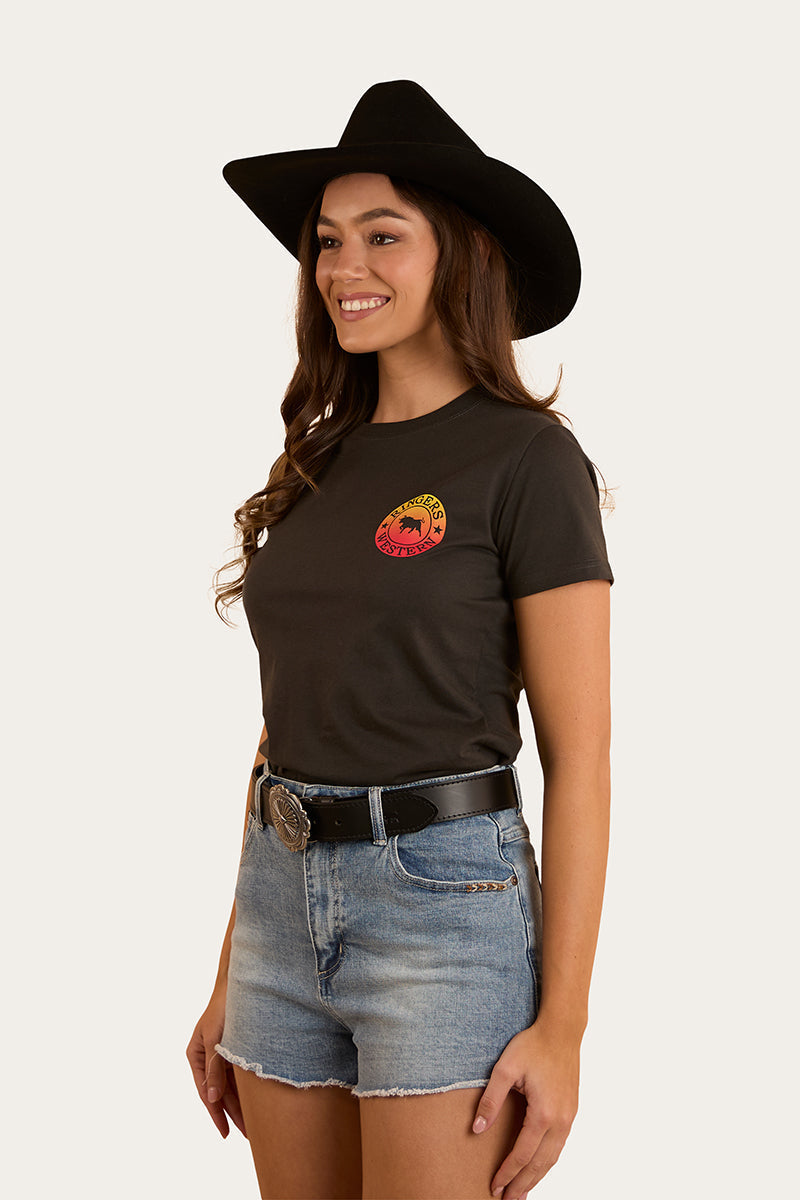 Signature Bull Womens Classic Fit T-Shirt