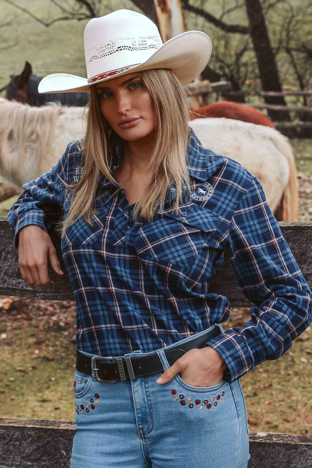 Fingal Womens Half Button Flannel