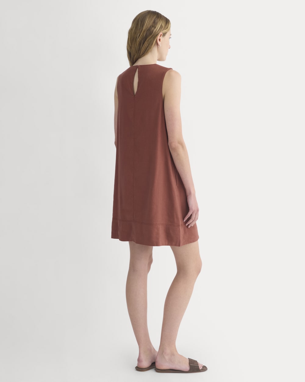The Shift Dress in Stretch Linen | Henna Red
