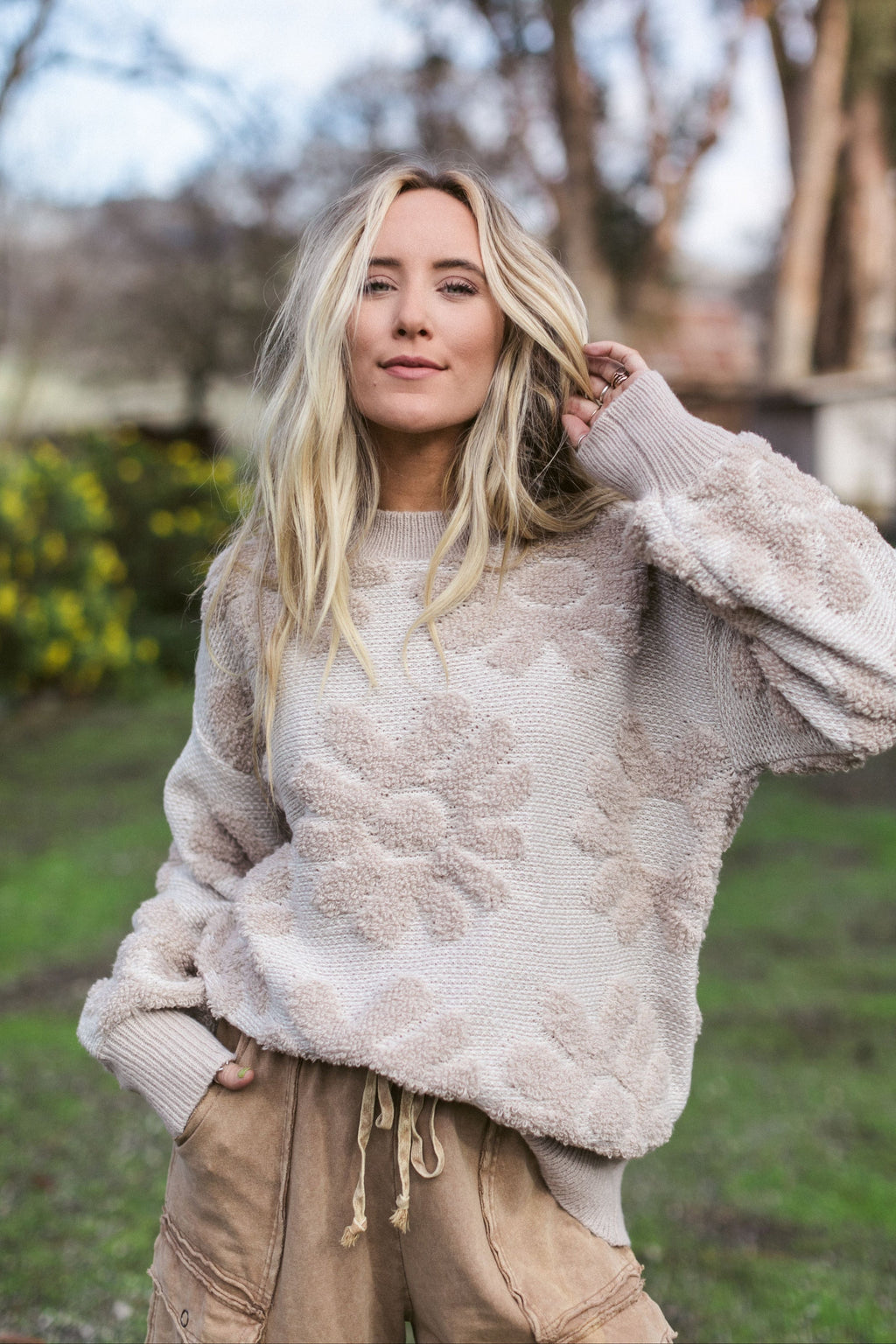 Zinnia Textured Flower Top - Beige